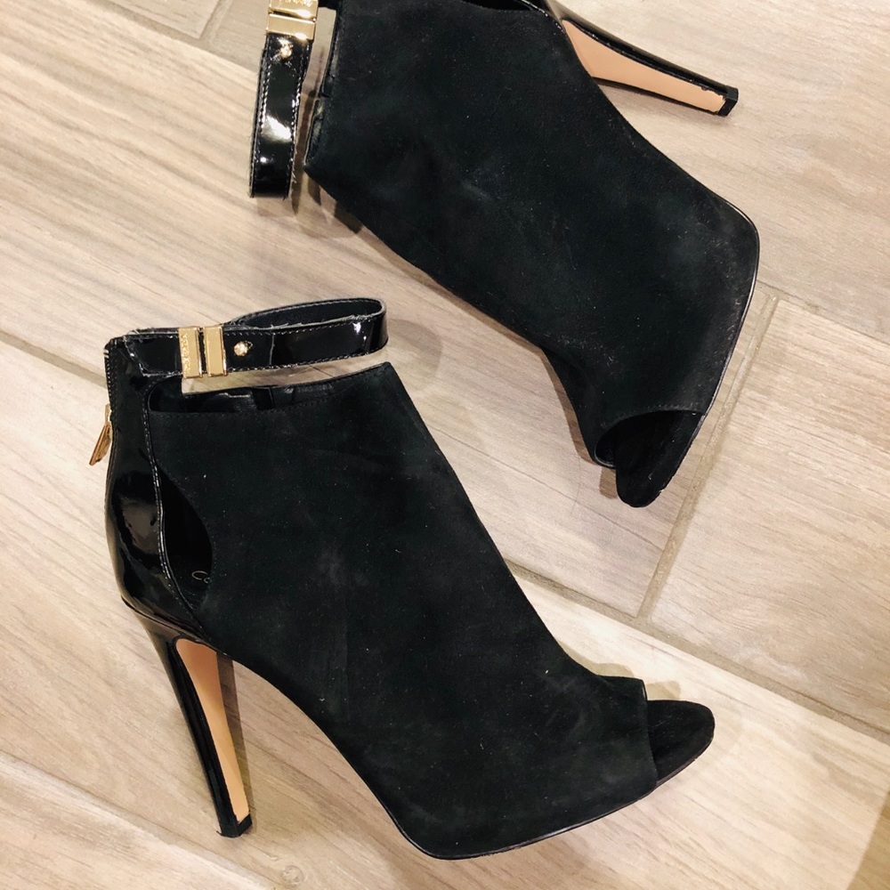 Calvin Klein Peep Toe Pumps